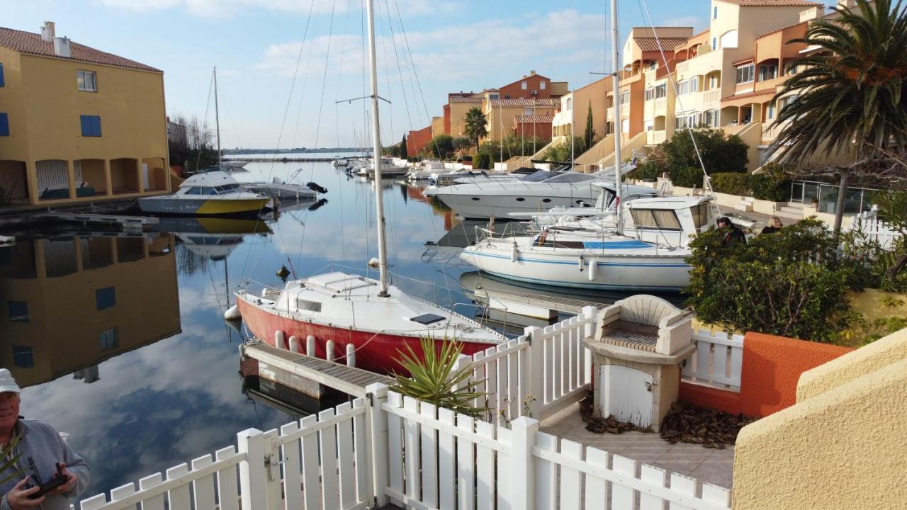 Апартаменты Marina Les Pieds Dans L Eau Ле Баркарес Экстерьер фото
